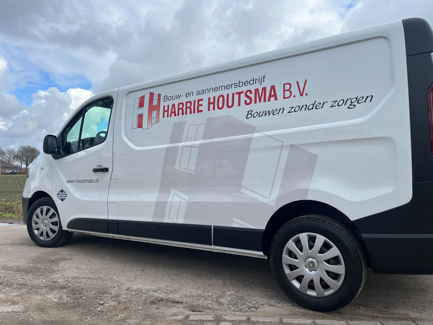 Busbelettering Harrie Houtsma Bouwbedrijf Mierlo